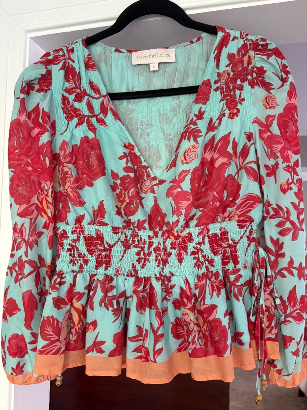 Gorgeous Love the Label poplin type blouse